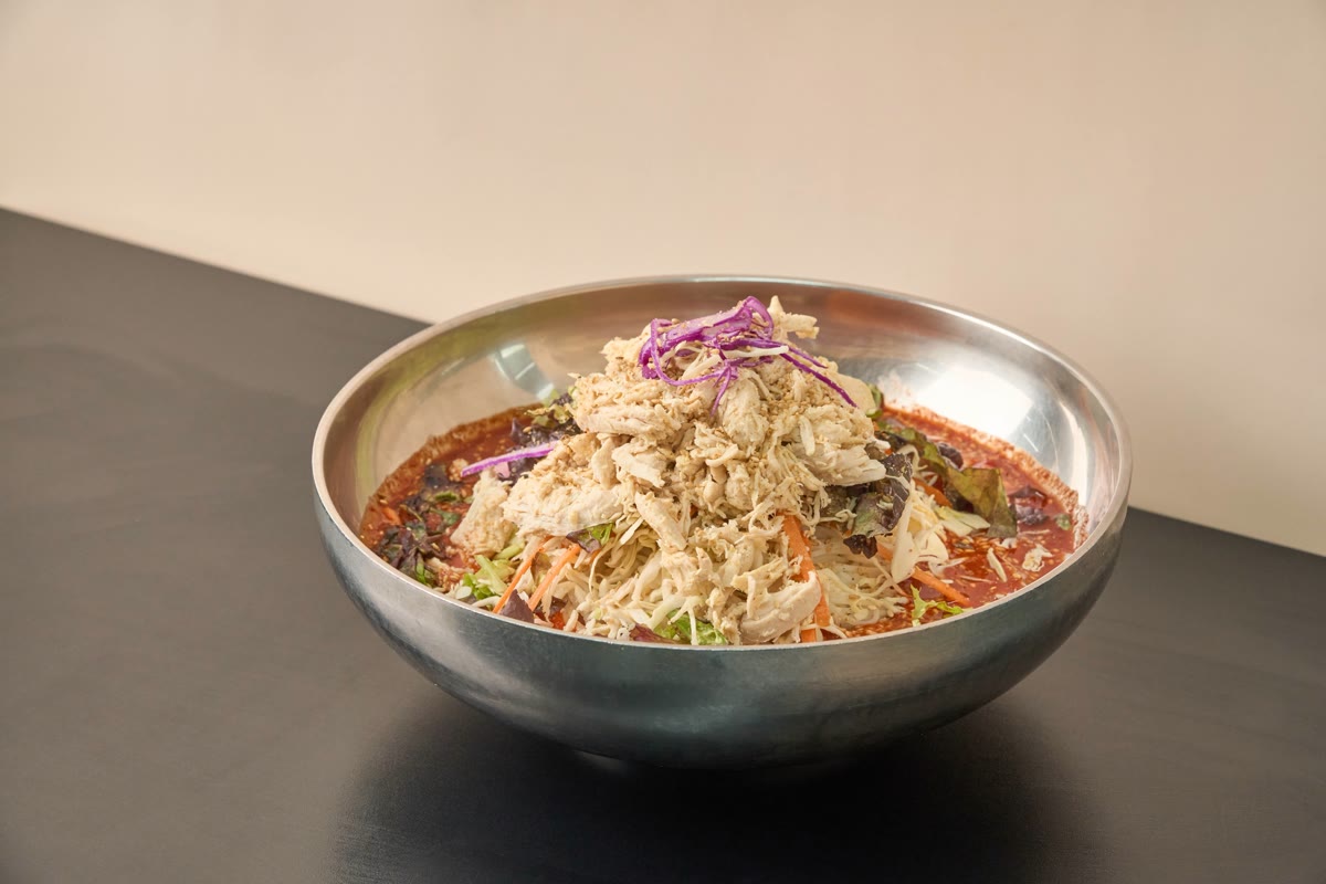 초계비빔국수